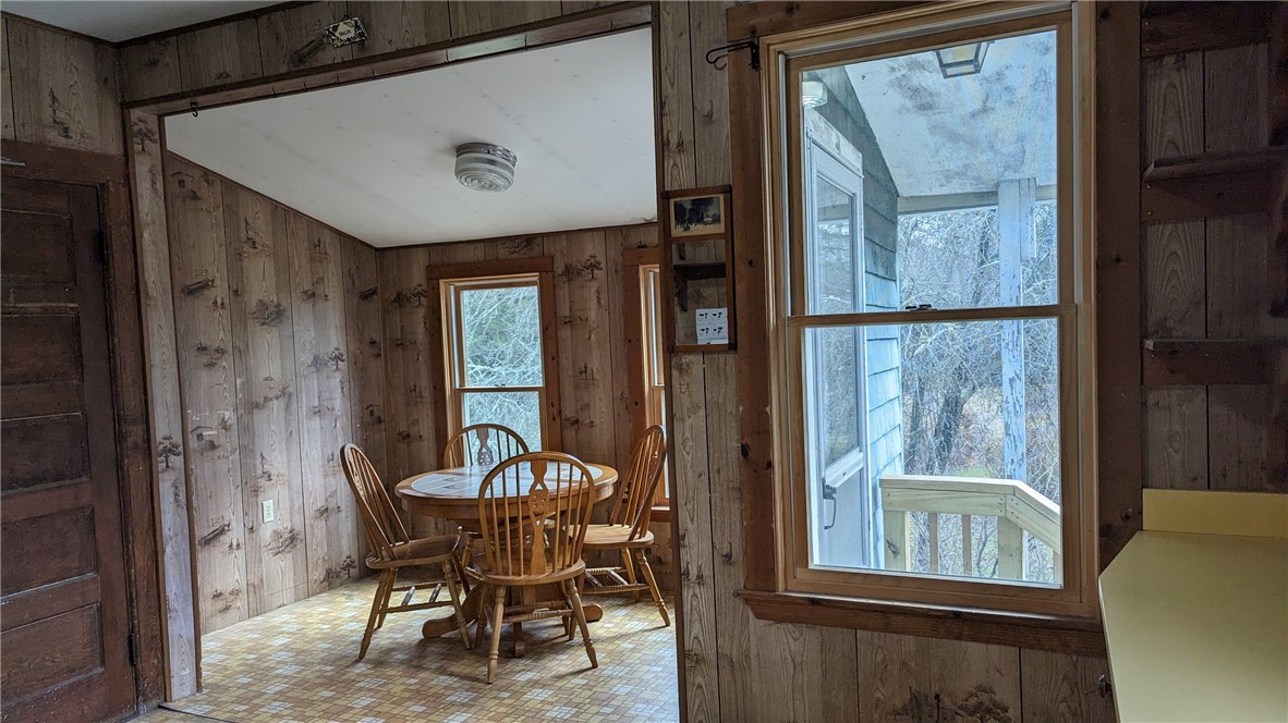 79 Potter Hill Road Westerly, RI 02891 - Photo 8 of 22