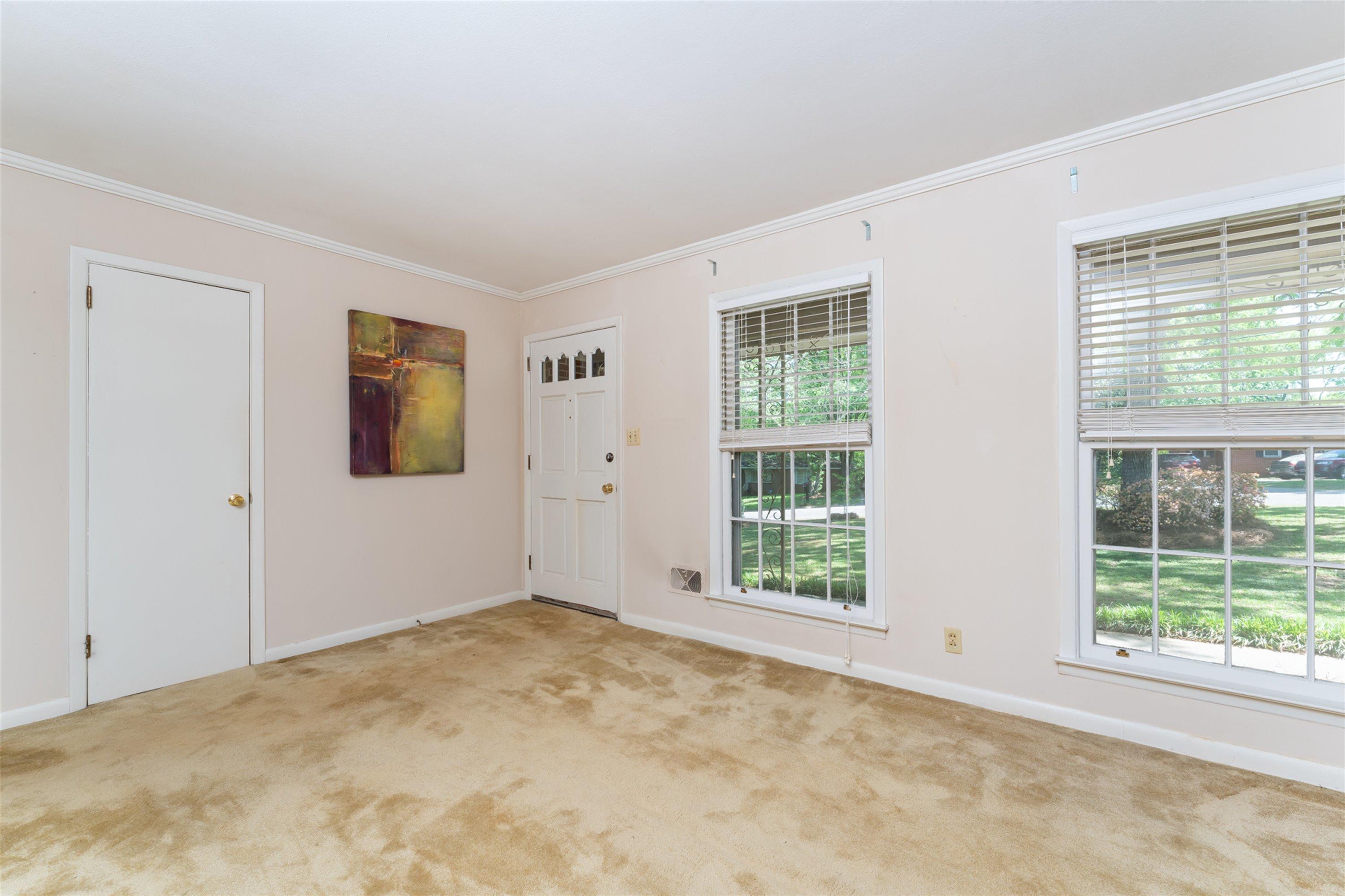 1066 Normandy Road Macon, GA 31210 - Photo 5 of 16 12-DSC06383