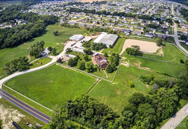 $1,999,000 | 28699 Roelker Road, Wright City, MO 63390