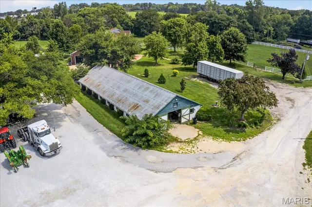 $1,999,000 | 28699 Roelker Road, Wright City, MO 63390