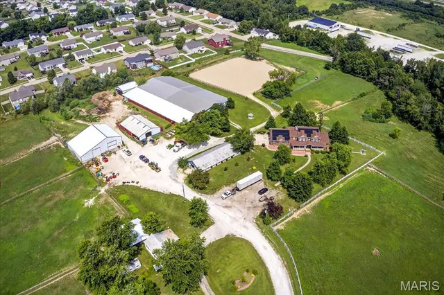 $1,999,000 | 28699 Roelker Road, Wright City, MO 63390