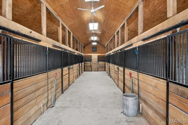 $1,999,000 | 28699 Roelker Road, Wright City, MO 63390