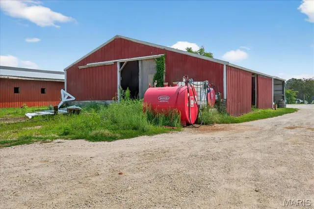 $1,999,000 | 28699 Roelker Road, Wright City, MO 63390