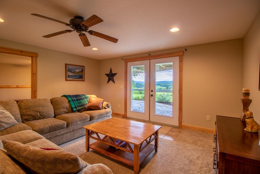 699 Campbell Road Irasburg, VT 05860 - Photo 21 of 40