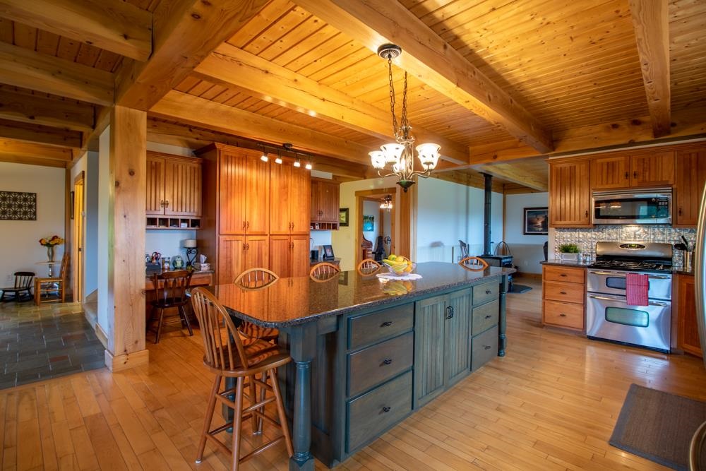 699 Campbell Road Irasburg, VT 05860 - Photo 6 of 40
