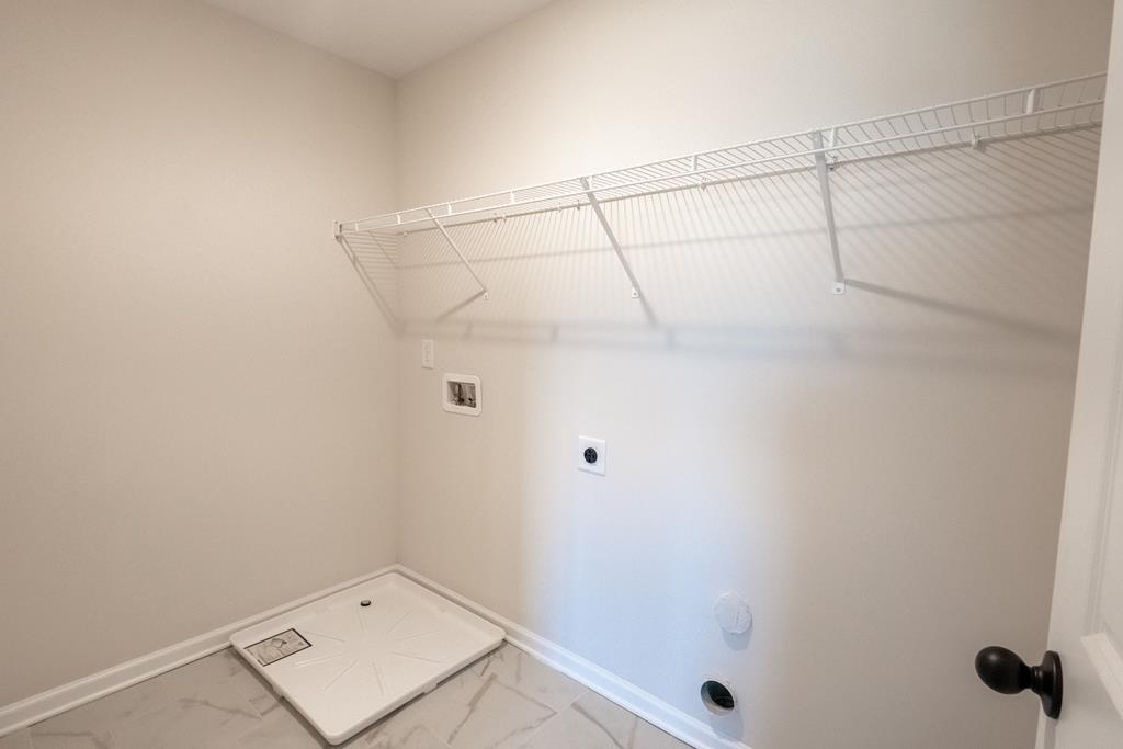 42 Hawkeye Trail Fortson, GA 31808 - Photo 23 of 29 a bathroom with a small tub