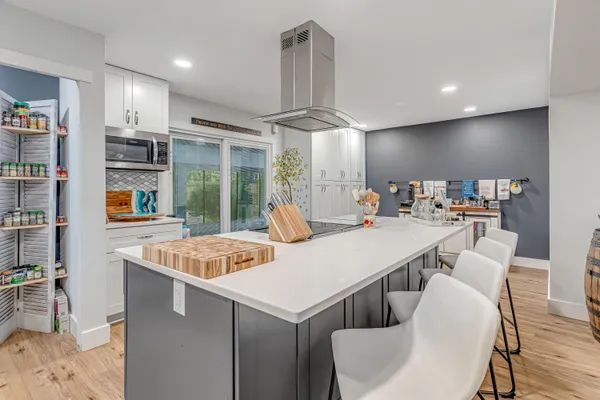 $369,999 | 2037 Lewis Turner Boulevard, Unit B, Fort Walton Beach, FL 32547