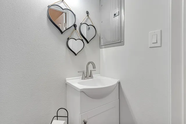 a view of livingroom with furniture wooden floor and windows