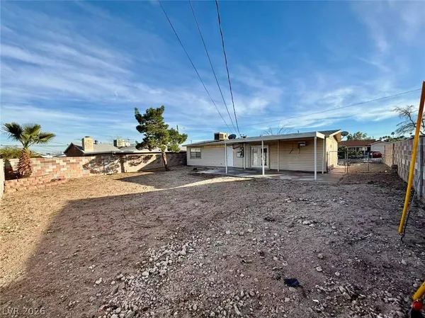 $1,500 | 6508 Evergreen Avenue, Las Vegas, NV 89107