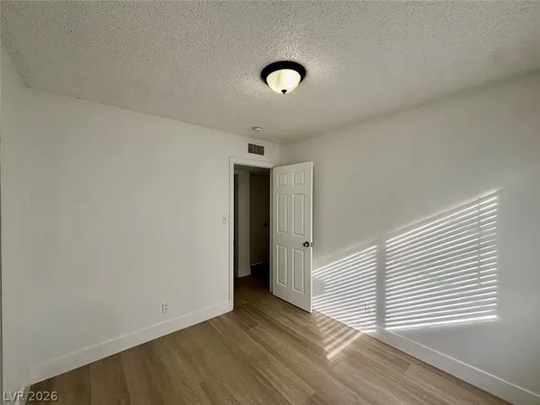 $1,500 | 6508 Evergreen Avenue, Las Vegas, NV 89107