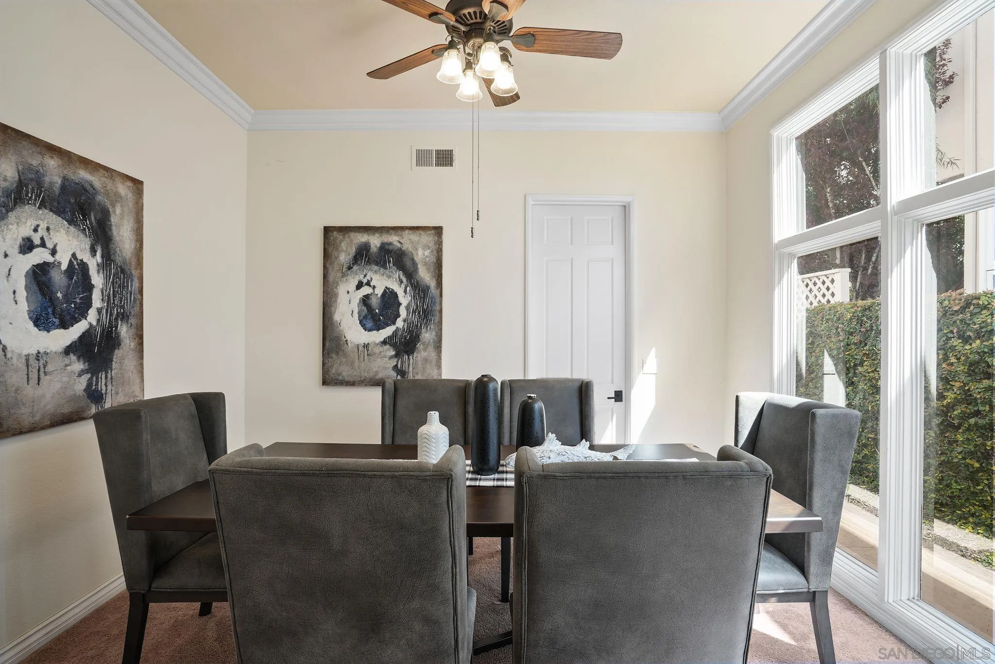 9683 Claiborne Square La Jolla, CA 92037 - Photo 12 of 67