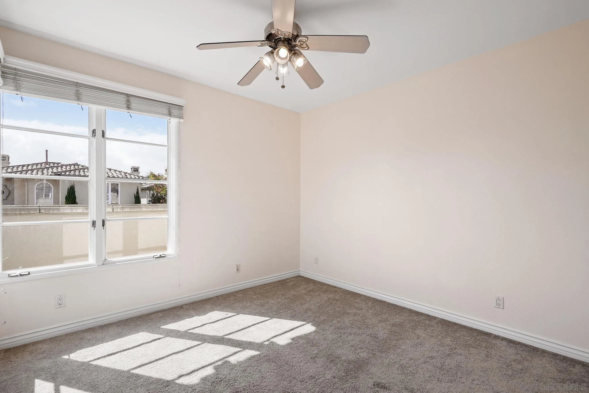 9683 Claiborne Square La Jolla, CA 92037 - Photo 45 of 67