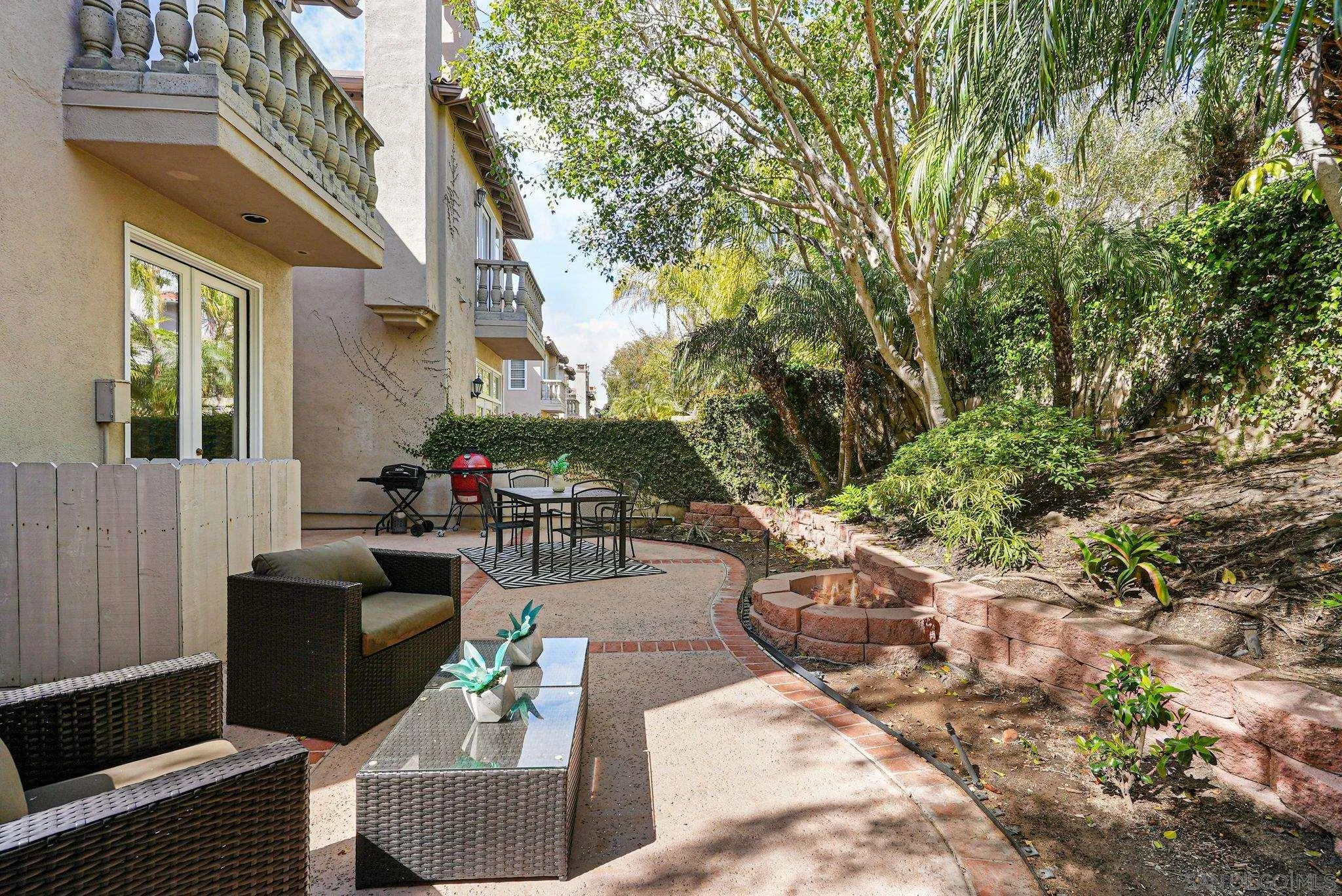 9683 Claiborne Square La Jolla, CA 92037 - Photo 59 of 67