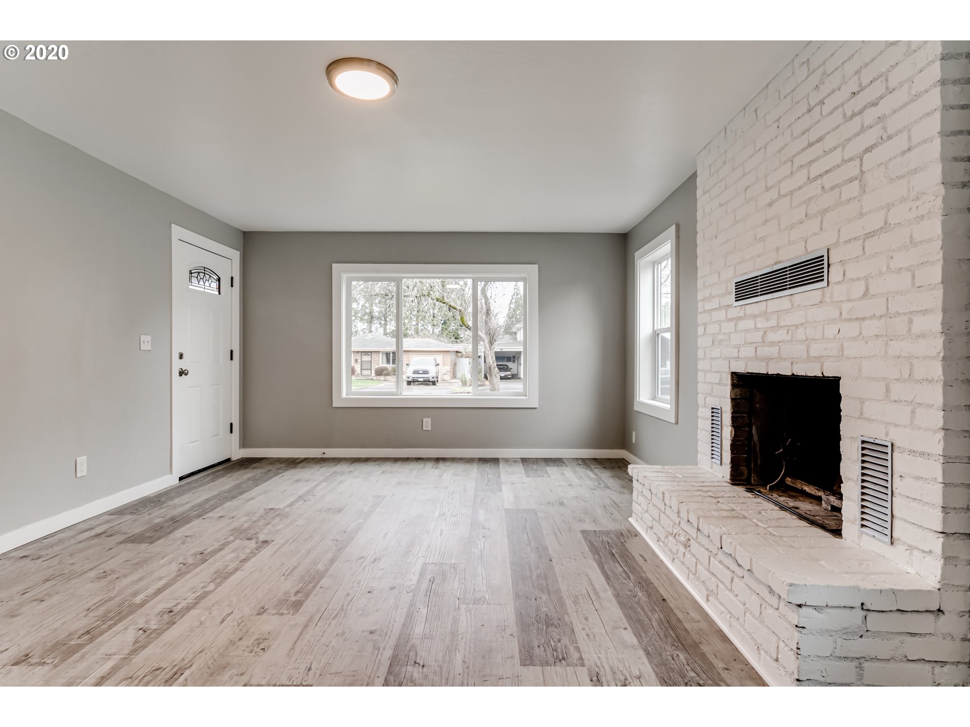 1251 F Street Springfield, OR 97477 - Photo 11 of 29