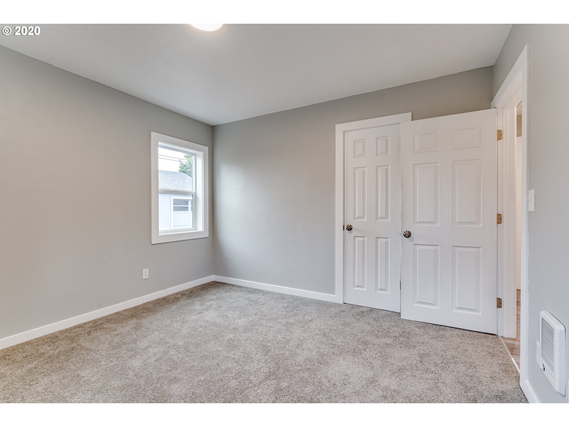 1251 F Street Springfield, OR 97477 - Photo 27 of 29