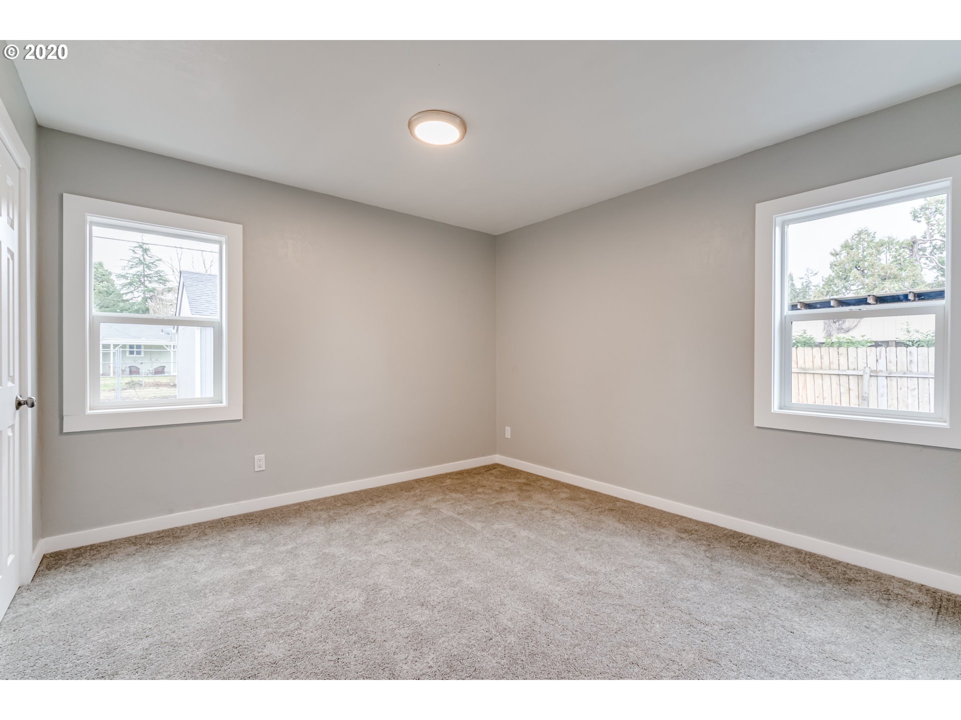 1251 F Street Springfield, OR 97477 - Photo 28 of 29