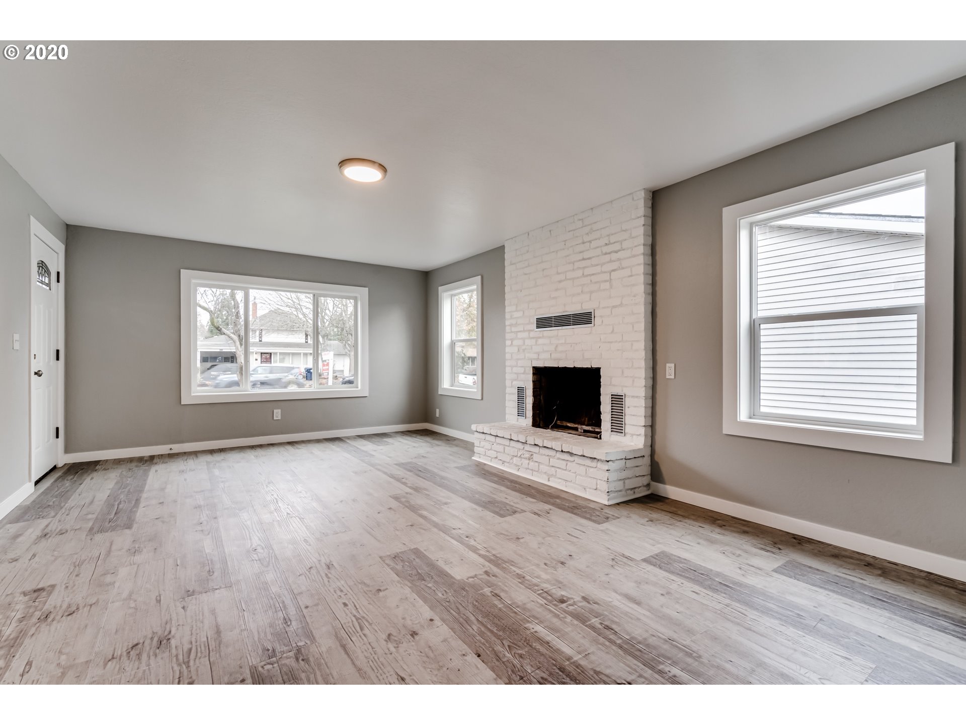 1251 F Street Springfield, OR 97477 - Photo 10 of 29