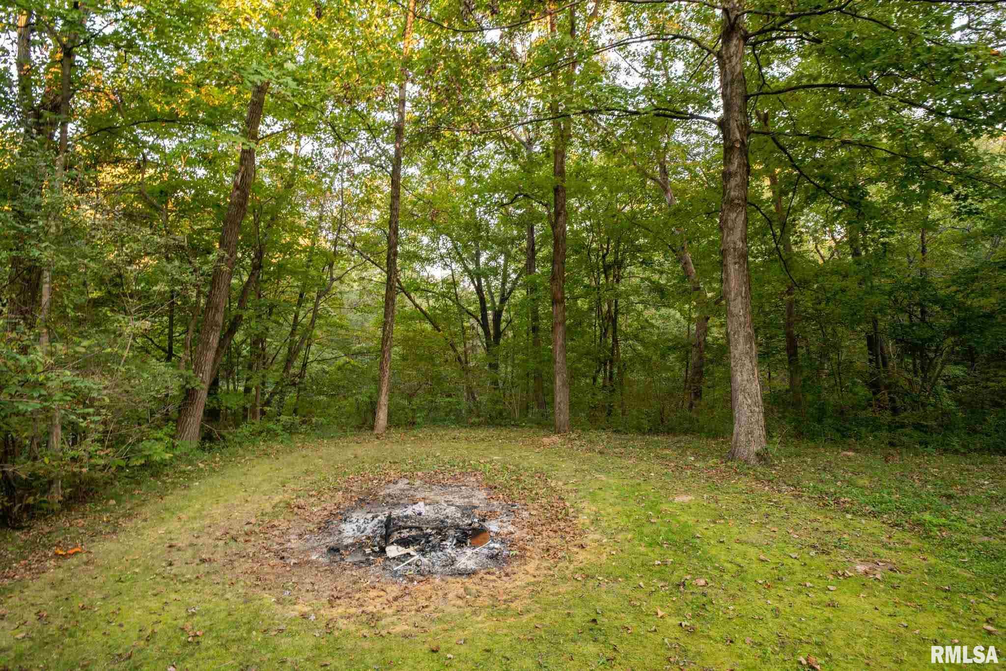 5141 South Alaska Road Peoria, IL 61607 - Photo 3 of 50 Gallery Image 3