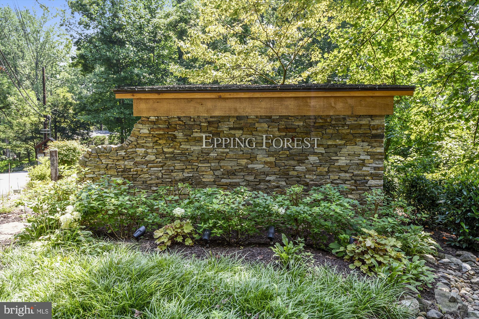 Robin Hood Road Annapolis, MD 21401 - Photo 2 of 19 Gallery Image 2