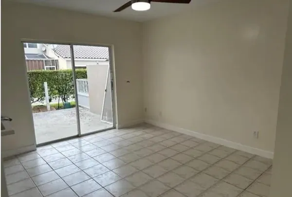 $3,150 | 10535 Northwest 57th Street, Coral Springs, FL 33076