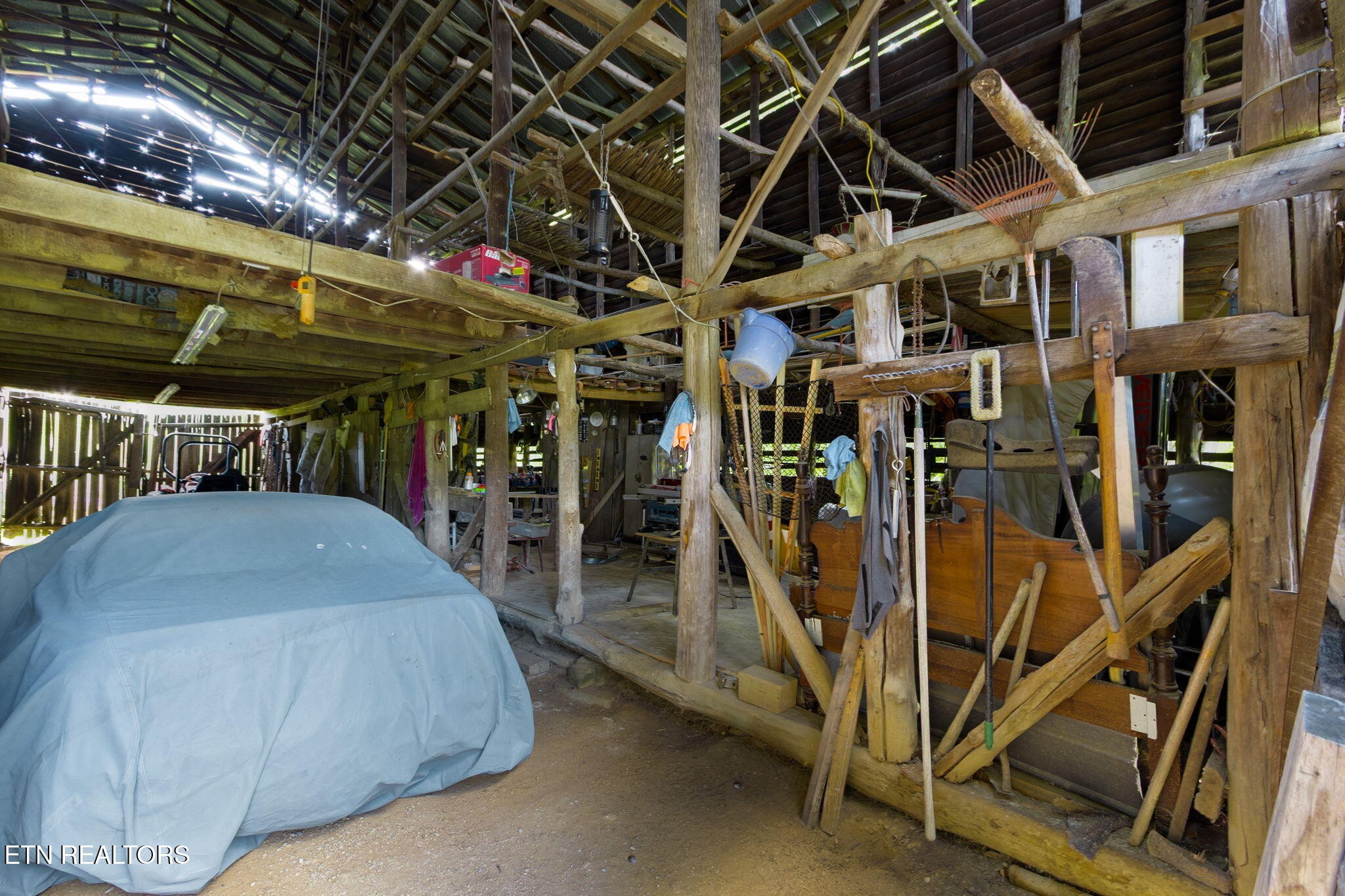 3000 Upper Caney Valley Road Tazewell, TN 37879 - Photo 19 of 50 Gallery Image 19
