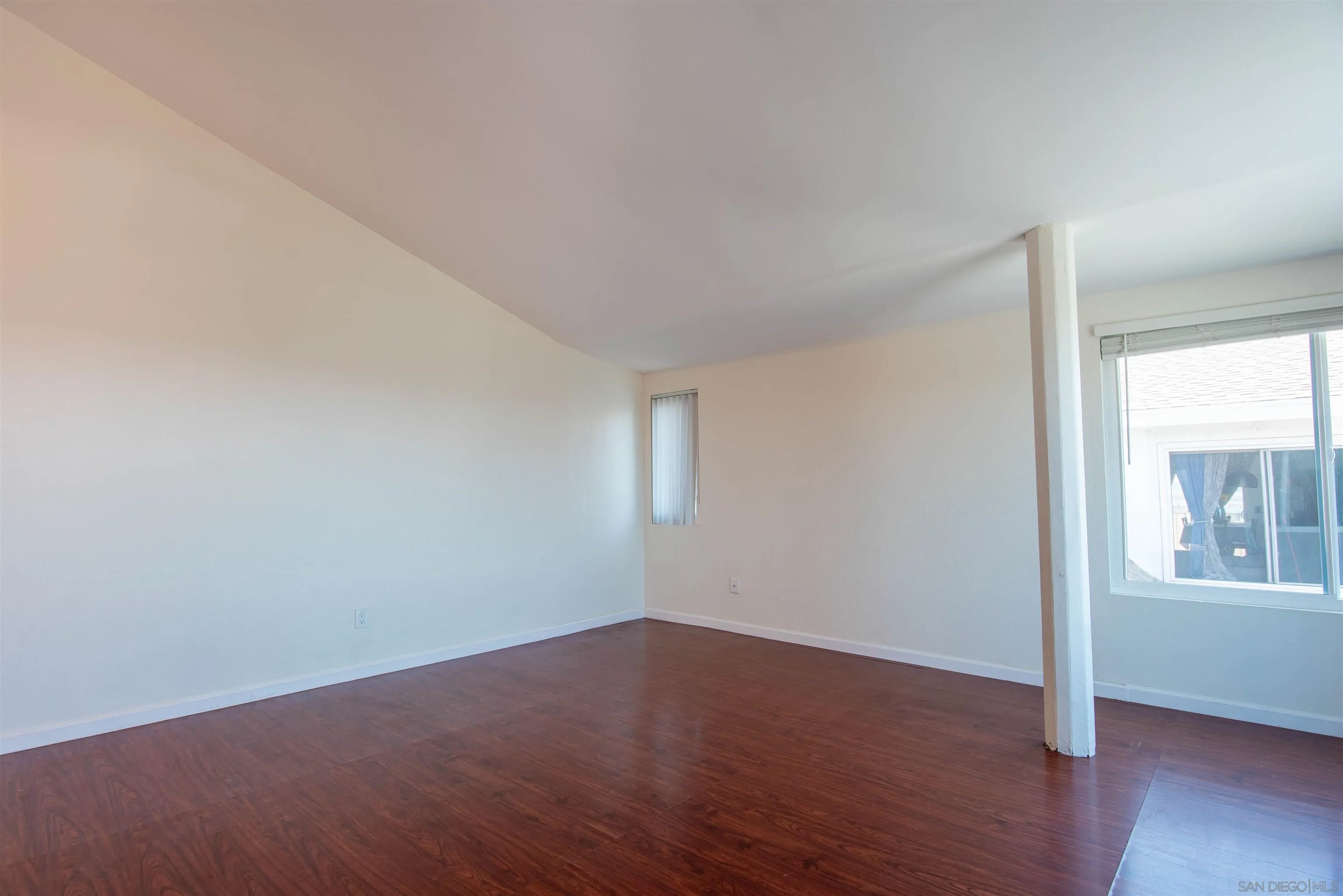1319 Grand Avenue Spring Valley, CA 91977 - Photo 4 of 15
