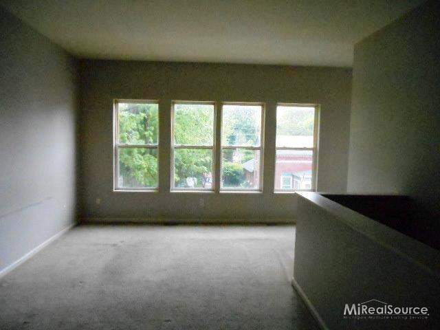 86 Clinton Street, Unit 4 Mount Clemens, MI 48043 - Photo 15 of 22 31152760-14.JPG