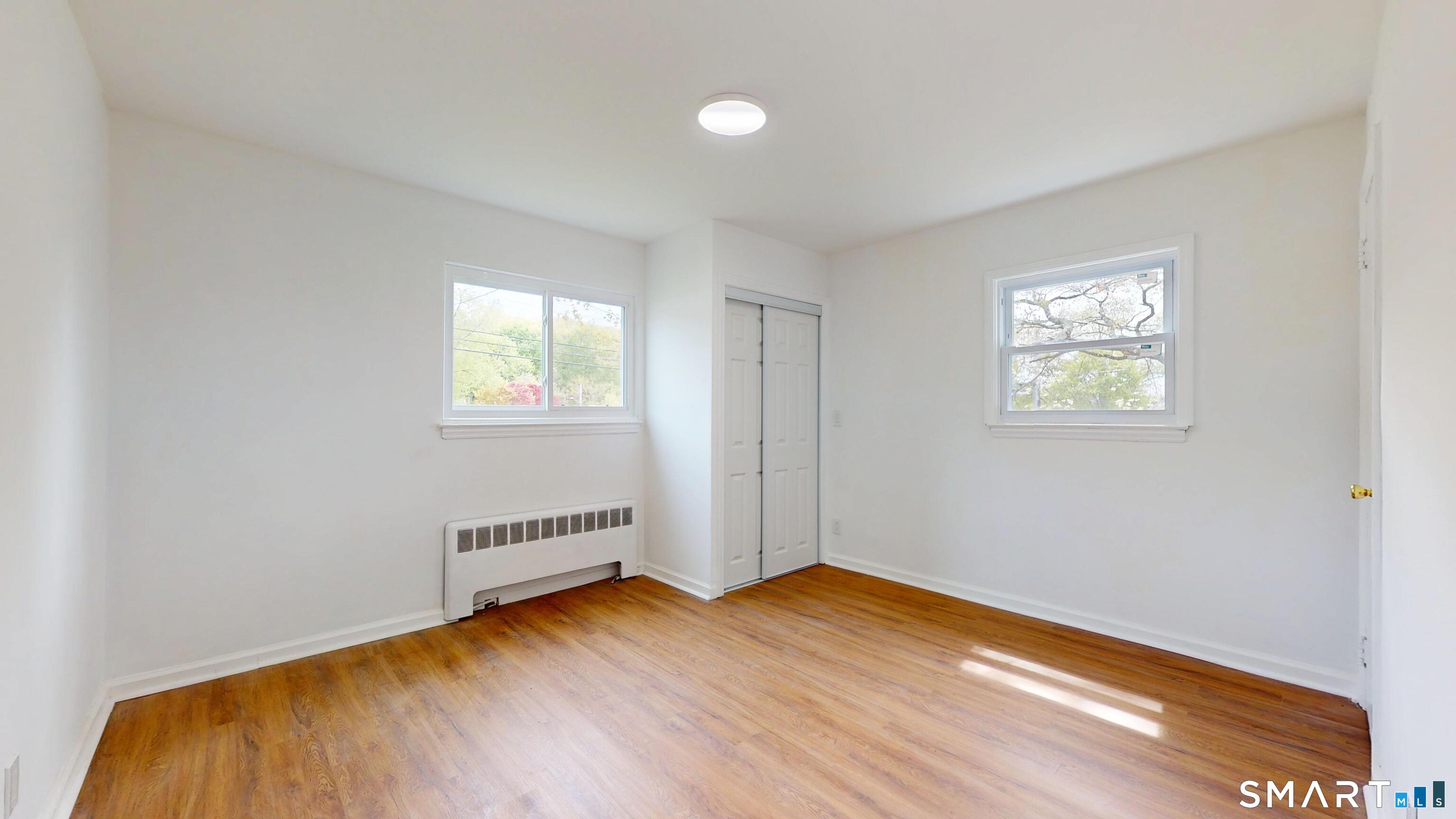 52 Glen Haven Road New Haven, CT 06513 - Photo 16 of 38