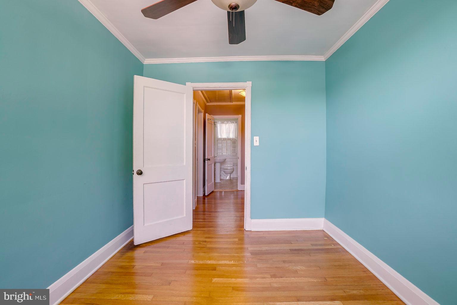 307 Westshire Road Baltimore, MD 21229 - Photo 27 of 38 Gallery Image 27