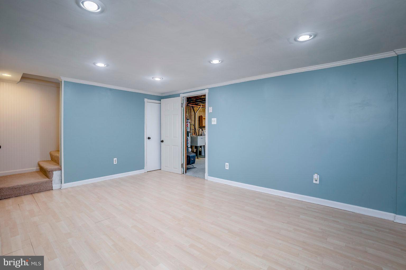 307 Westshire Road Baltimore, MD 21229 - Photo 32 of 38 Gallery Image 32