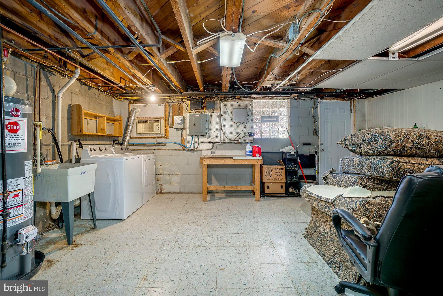 307 Westshire Road Baltimore, MD 21229 - Photo 33 of 38 Gallery Image 33