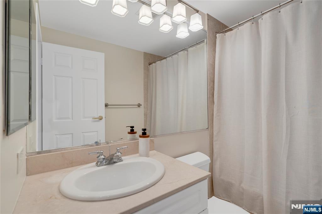 2 Constitution Court, Unit 106 Hoboken, NJ 07030 - Photo 18 of 32