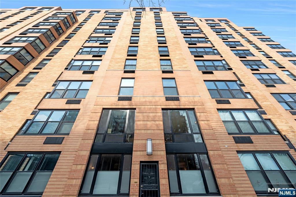 2 Constitution Court, Unit 106 Hoboken, NJ 07030 - Photo 27 of 32