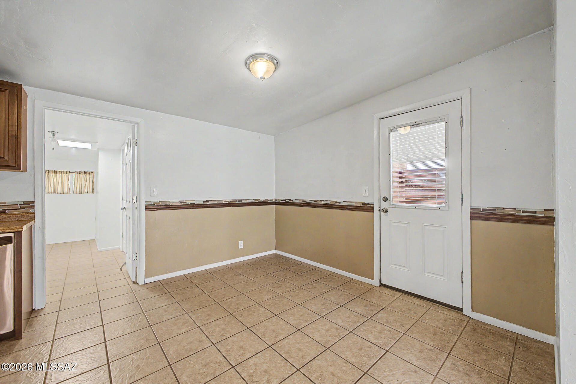 7640 East 27th Street Tucson, AZ 85710 - Photo 12 of 33 7 - 27th