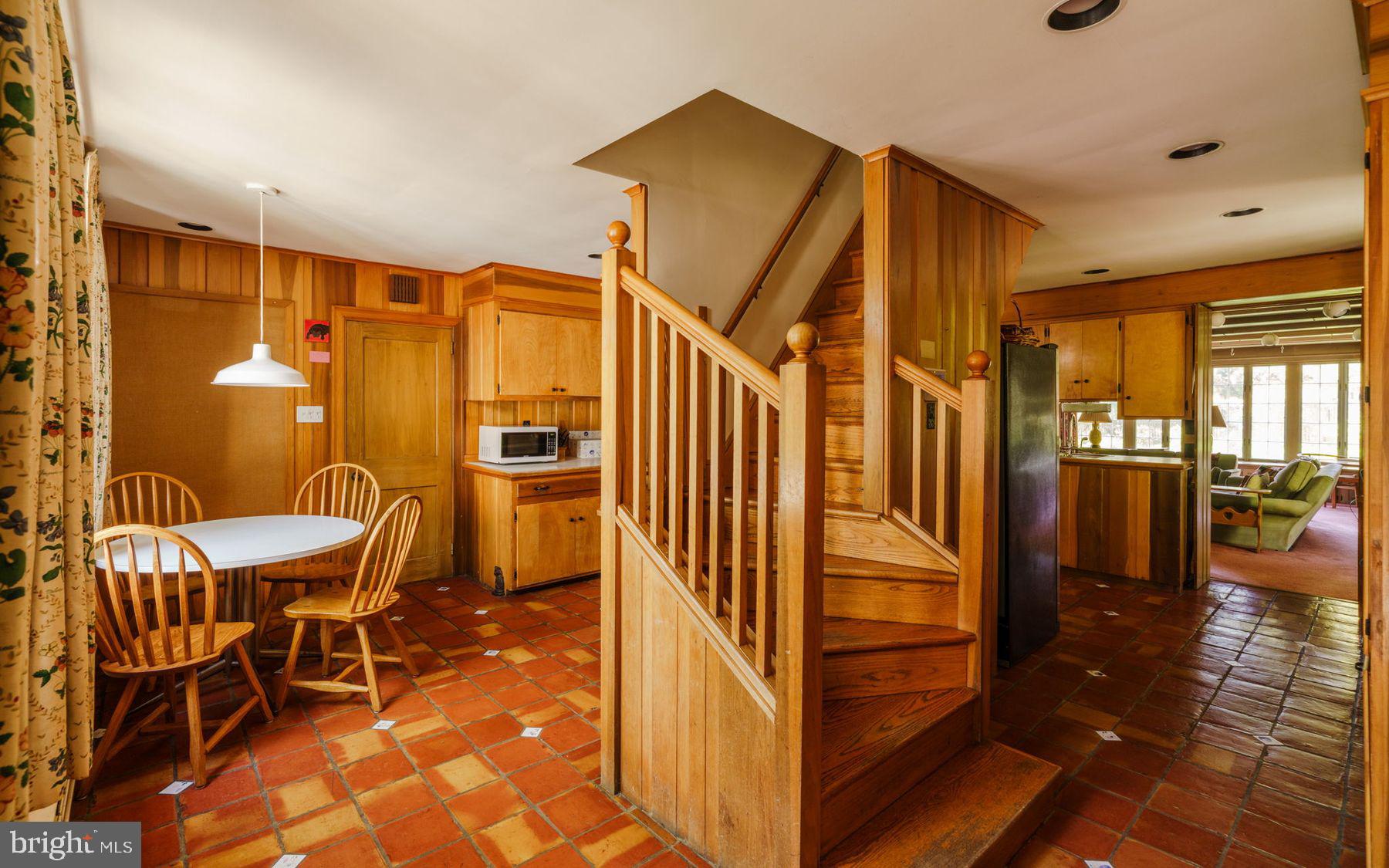 401 West Springfield Avenue Philadelphia, PA 19118 - Photo 12 of 19