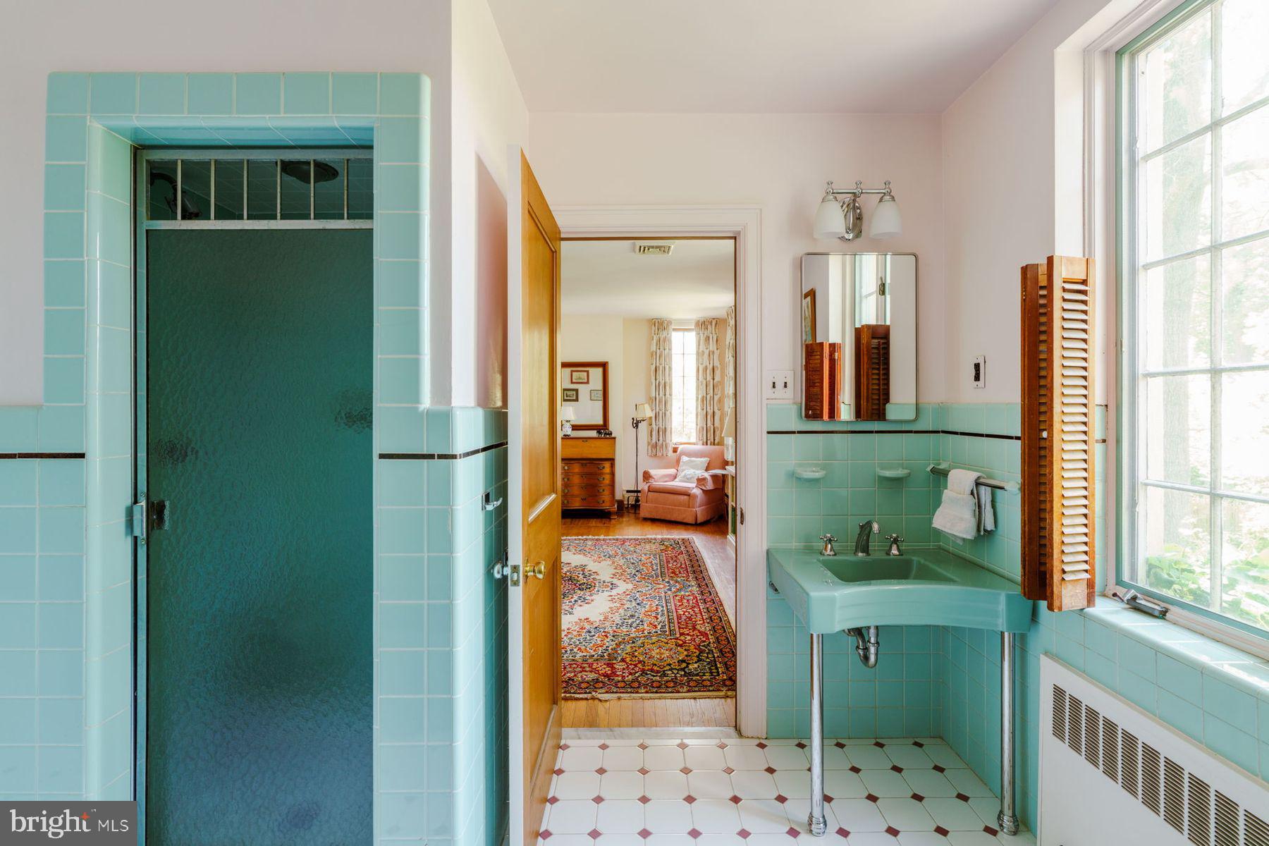 401 West Springfield Avenue Philadelphia, PA 19118 - Photo 17 of 19