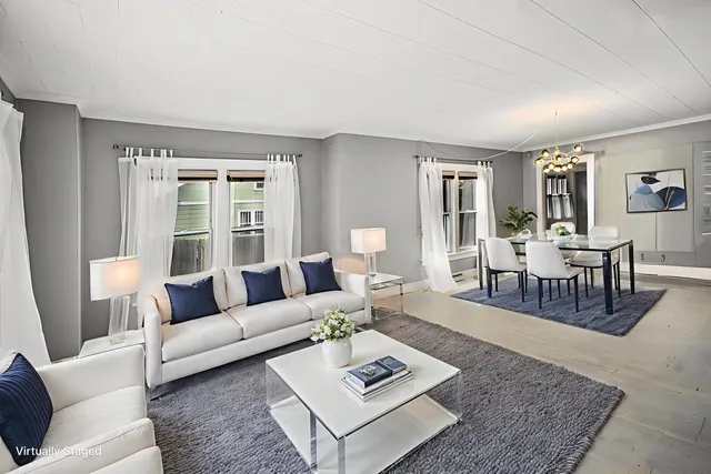 $249,000 | 919 Lawndale Street, Ludington, MI 49431