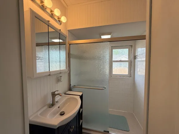 $249,000 | 919 Lawndale Street, Ludington, MI 49431