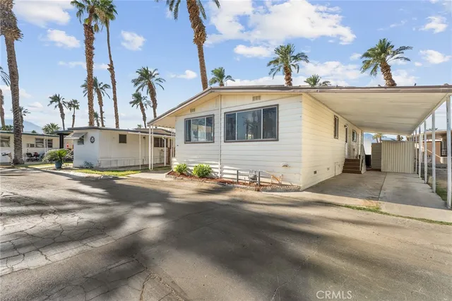 a view of a street with house
