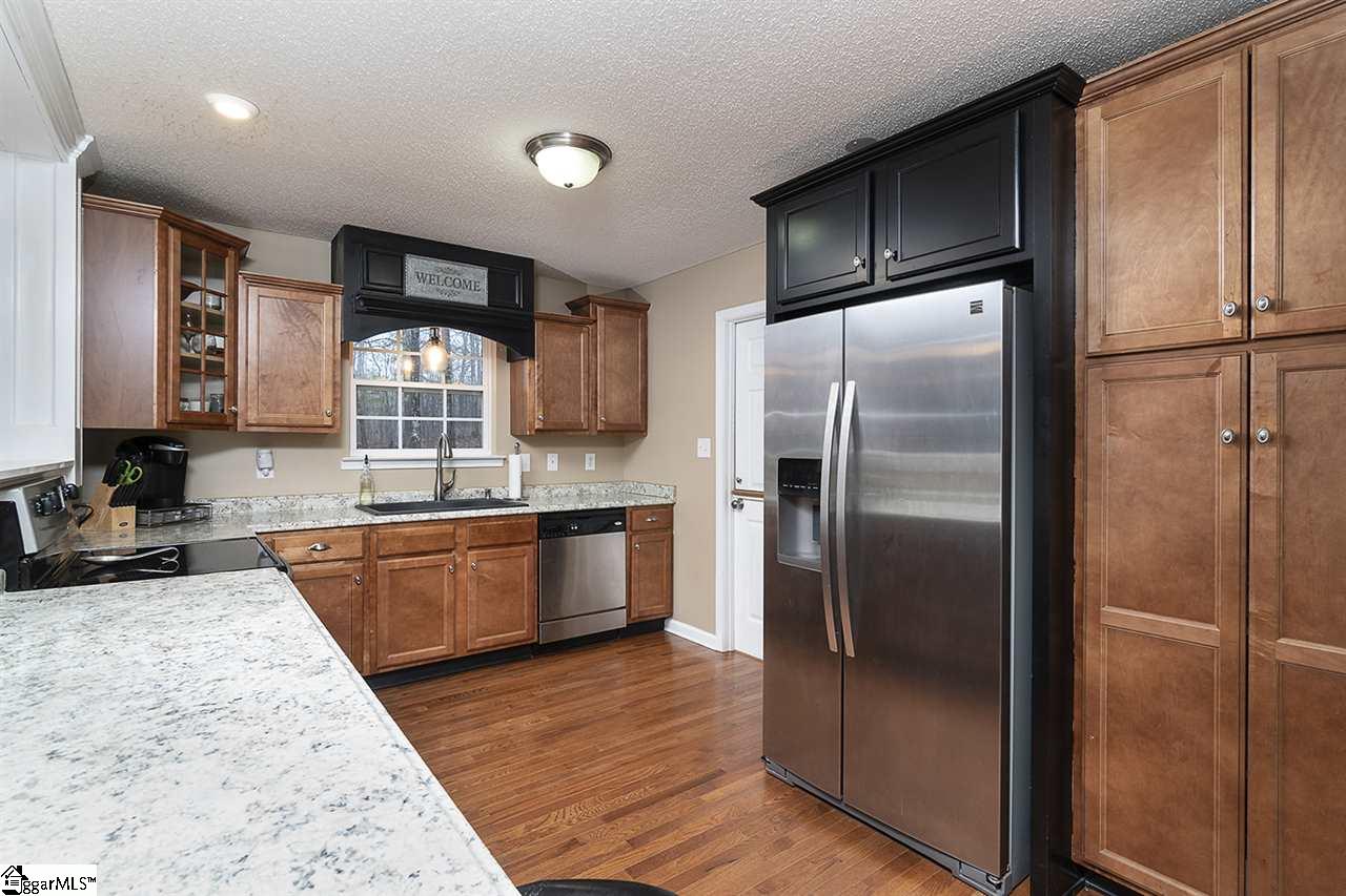 899 Bryant Road Pelzer, SC 29669 - Photo 8 of 26