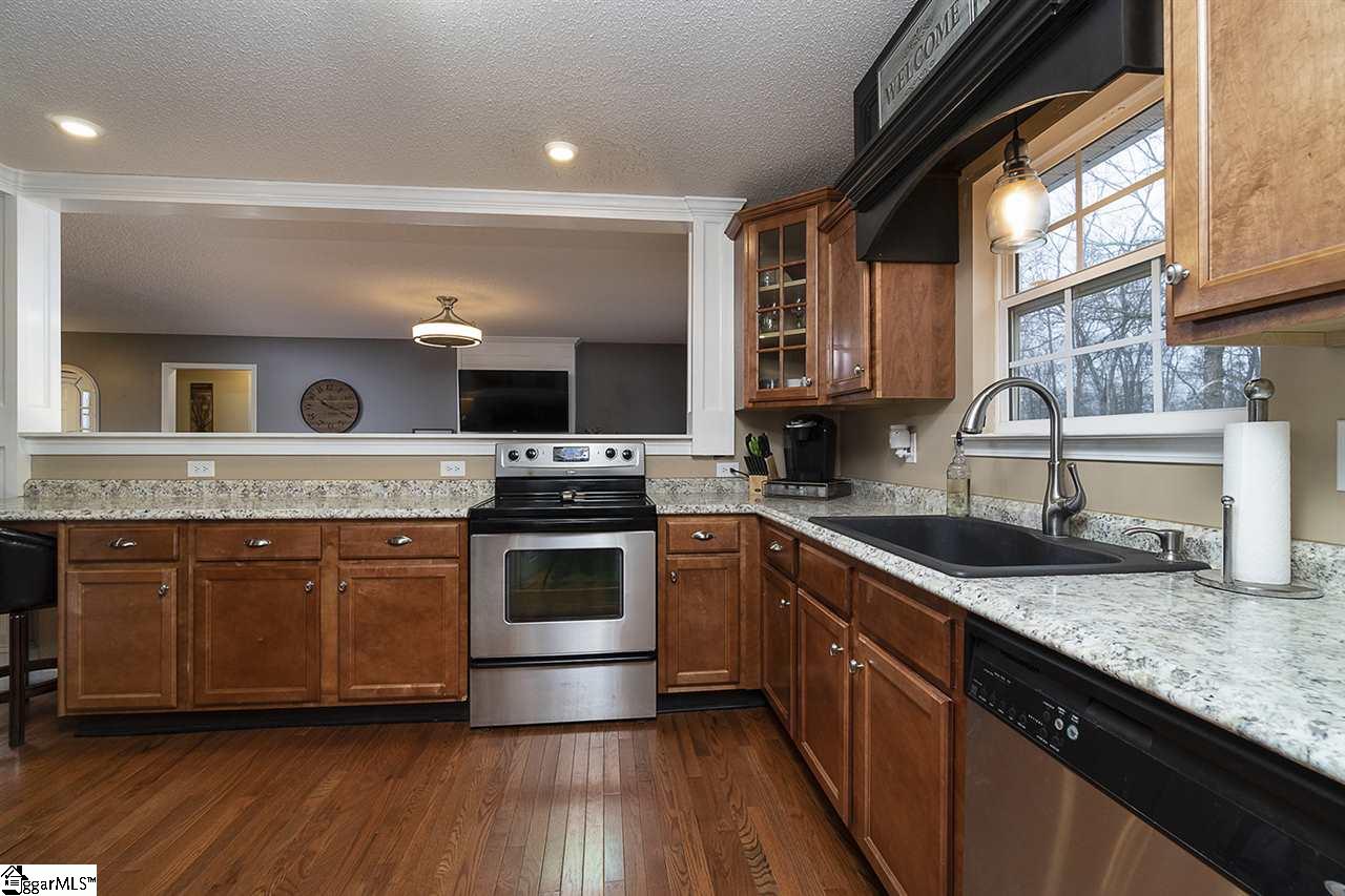 899 Bryant Road Pelzer, SC 29669 - Photo 10 of 26