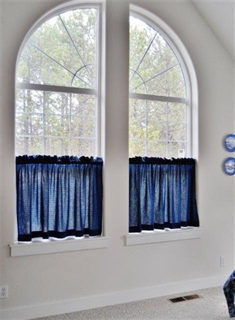 56139 Marsh Hawk Road Bend, OR 97707 - Photo 22 of 25 Beautiful windows bring in the light