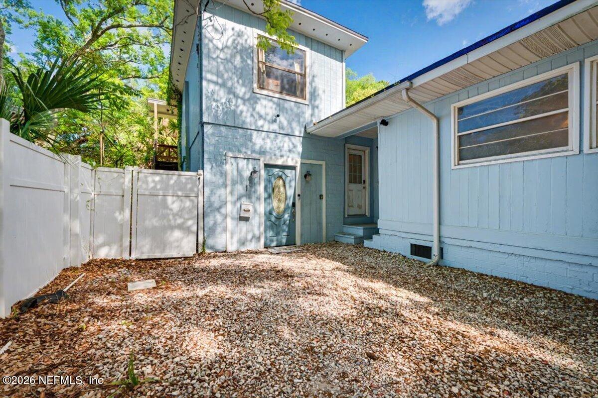 719 South Shores Road, Unit 2 Jacksonville, FL 32207 - Photo 7 of 61 719 SOUTH SHORES Road 2