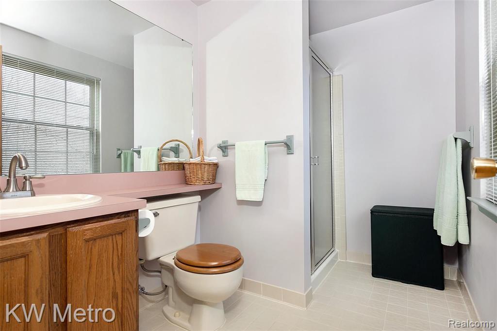 828 Ten Point Drive Rochester Hills, MI 48309 - Photo 18 of 56