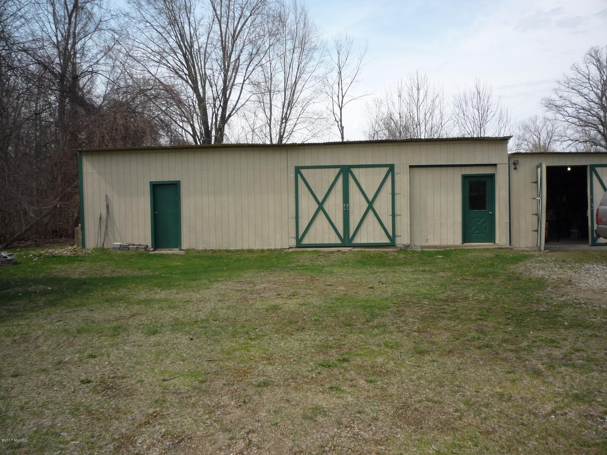 418 Quimby Road Coldwater, MI 49036 - Photo 54 of 87 P1020068