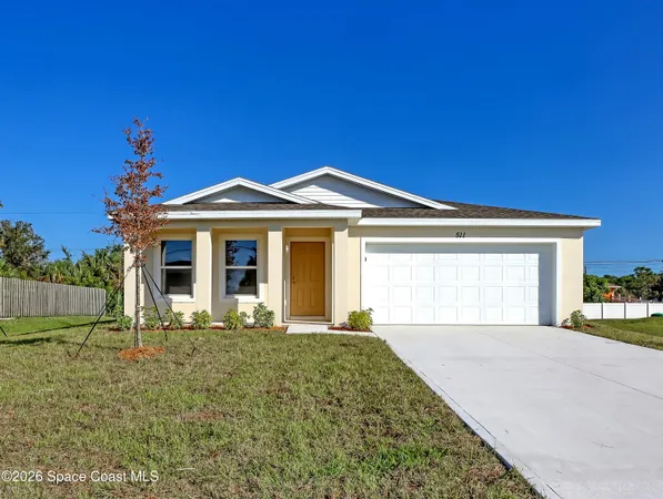$1,950 | 511-j A J.A. Bombardier Boulevard, Palm Bay, FL 32908