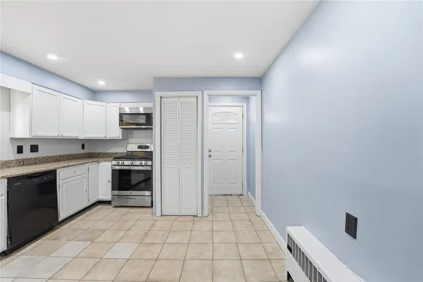 $2,000 | 5 Bradley Street, Unit 1, Providence, RI 02908