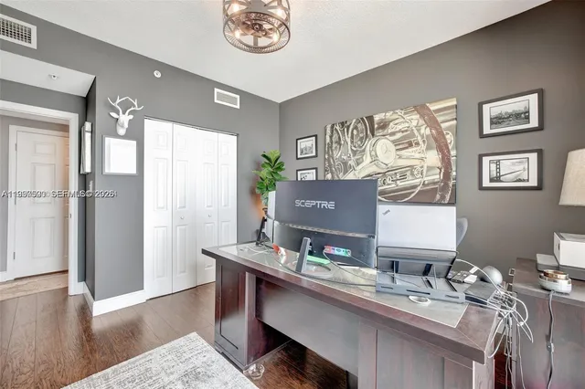 $3,550 | 140 South Dixie Highway, Unit 619, Hollywood, FL 33020