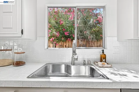 $1,450,000 | 6506 Inglewood Drive, Pleasanton, CA 94588