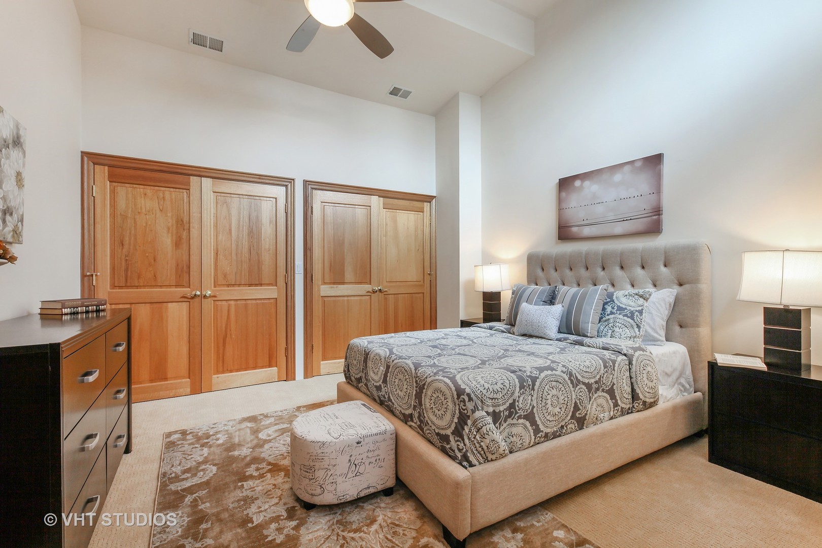 697 Rienzi Lane Highwood, IL 60040 - Photo 16 of 24 a bedroom with a bed and a dresser